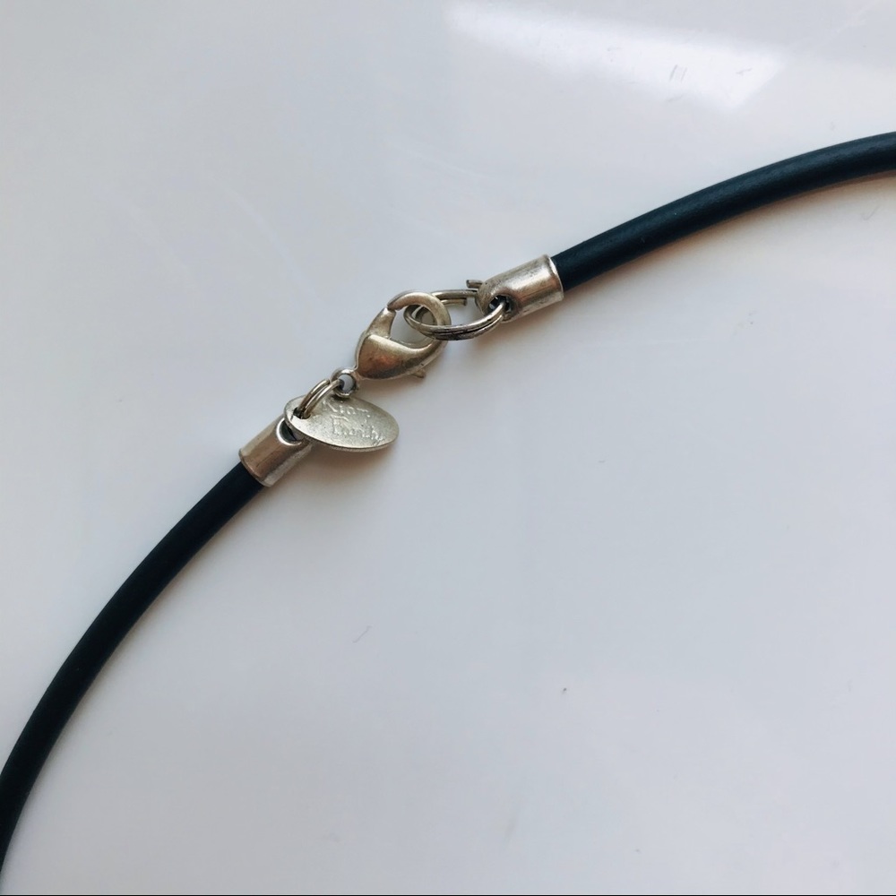 Whimsy Enamel Flower Statement Cream Heart Pedals Pendant Crystal Choke Necklace - Picture 8 of 16